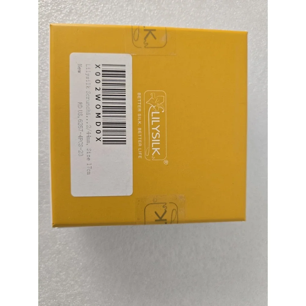 LilySilk Apple Watch band Silk scrunchies New In Gift Box 42/44 Mm Set Of 3